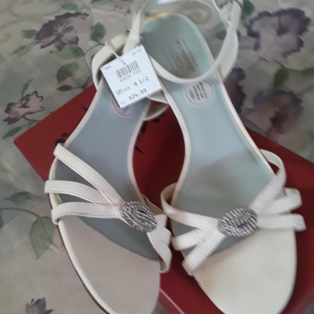 BRIDAL SHOES
